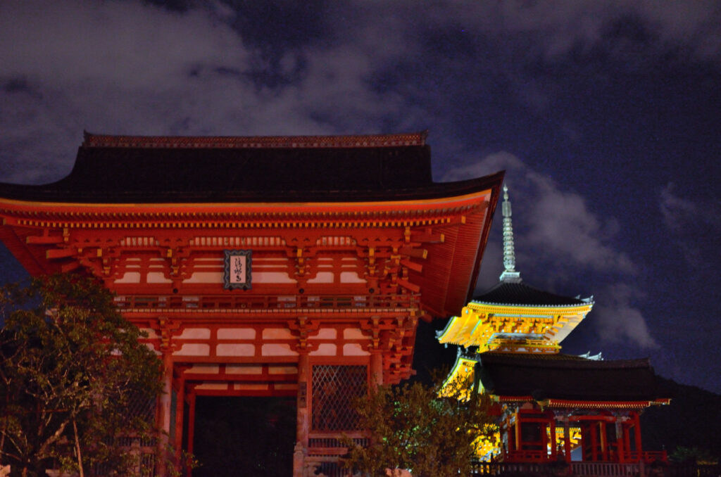 夜の清水寺