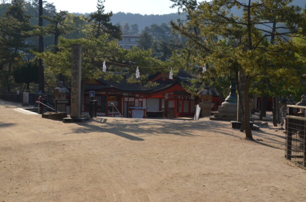 厳島神社