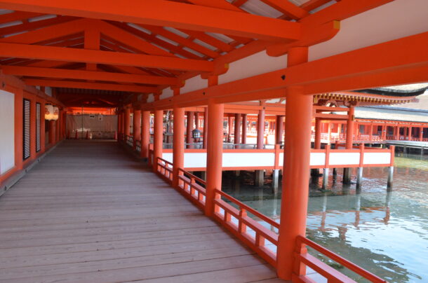 厳島神社東廻廊