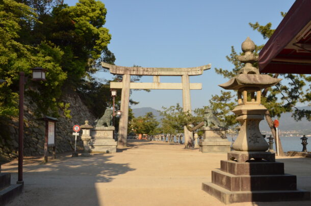 厳島神社